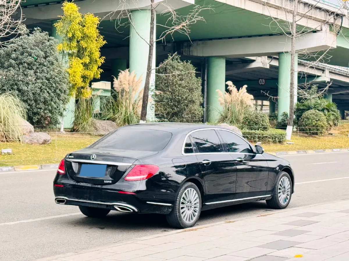 2020 Mercedes-Benz E Class 2.0T 258HP L4 9AT,autocango,china used car exporter,china ev exporter,chinese used car exporter,chinese used ev exporter