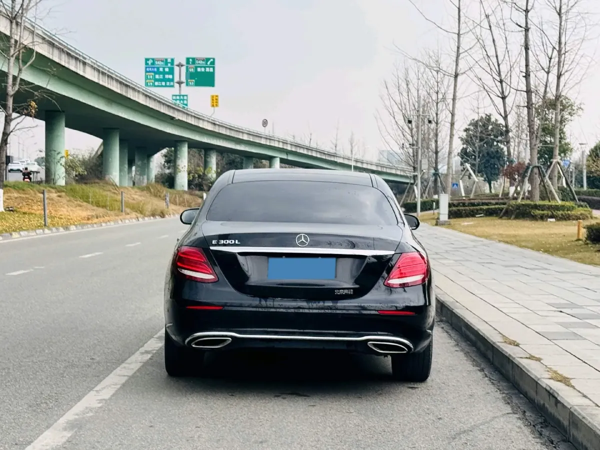 2020 Mercedes-Benz E Class 2.0T 258HP L4 9AT,autocango,china used car exporter,china ev exporter,chinese used car exporter,chinese used ev exporter
