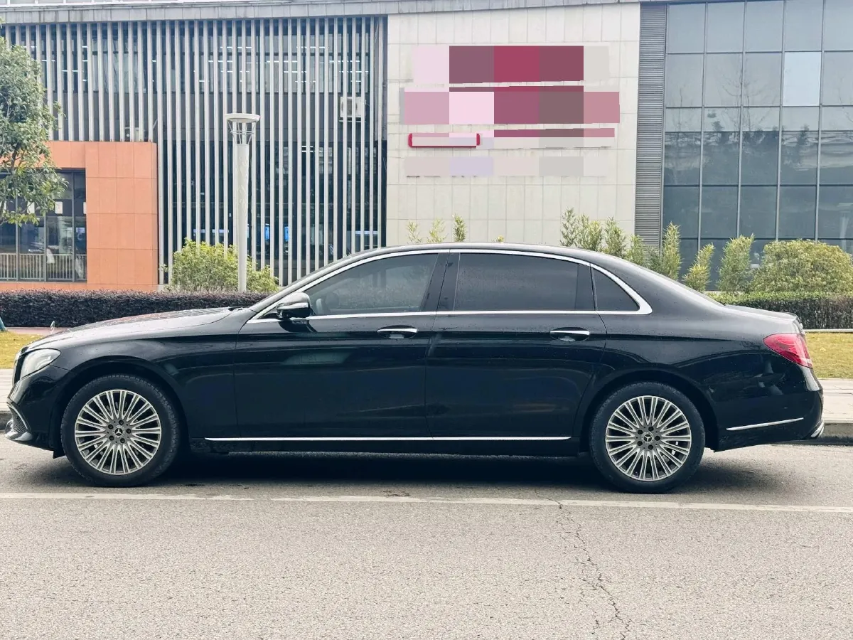 2020 Mercedes-Benz E Class 2.0T 258HP L4 9AT,autocango,china used car exporter,china ev exporter,chinese used car exporter,chinese used ev exporter