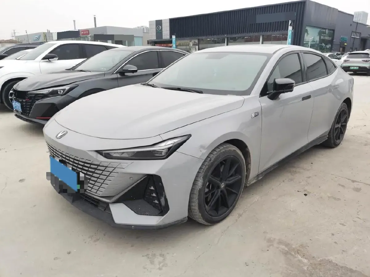 2023 ChangAn UNI-V iDD 1.5T 170HP L4 6TCT PHEV 18.4KWH,autocango,china used car exporter,china ev exporter,chinese used car exporter,chinese used ev exporter