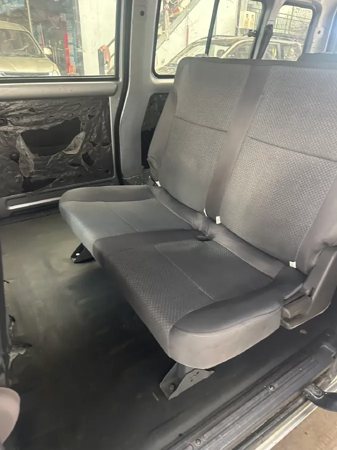 2021 WuLing RongGuang 1.5L 99HP L4 5MT,autocango,china used car exporter,china ev exporter,chinese used car exporter,chinese used ev exporter