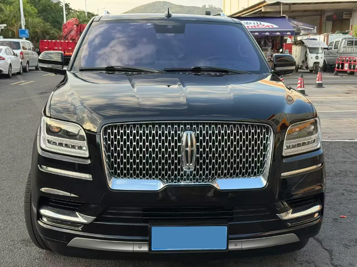 2019 Lincoln Navigator 3.5T 388HP V6 10AT,autocango,china used car exporter,china ev exporter,chinese used car exporter,chinese used ev exporter