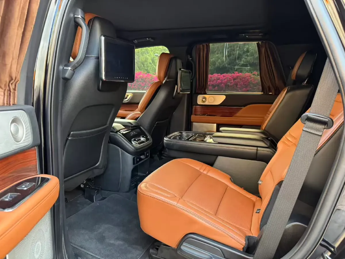 2019 Lincoln Navigator 3.5T 388HP V6 10AT,autocango,china used car exporter,china ev exporter,chinese used car exporter,chinese used ev exporter