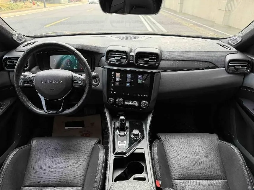 2021 LYNK&CO 03 2.0T 190HP L4 6AT,autocango,china used car exporter,china ev exporter,chinese used car exporter,chinese used ev exporter