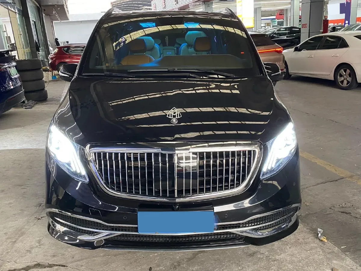 2021 Mercedes-Benz Vito 2.0T 211HP L4 9AT,autocango,china used car exporter,china ev exporter,chinese used car exporter,chinese used ev exporter