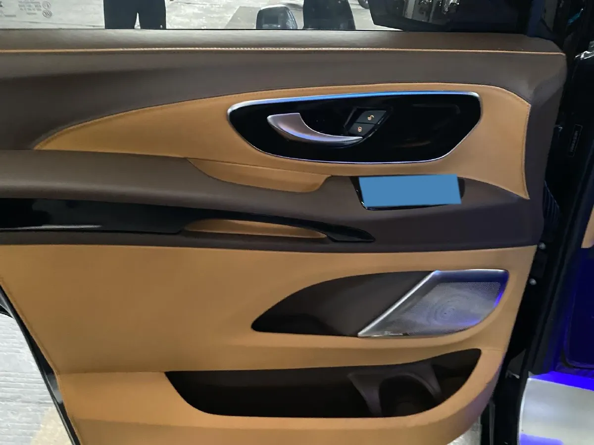 2021 Mercedes-Benz Vito 2.0T 211HP L4 9AT,autocango,china used car exporter,china ev exporter,chinese used car exporter,chinese used ev exporter