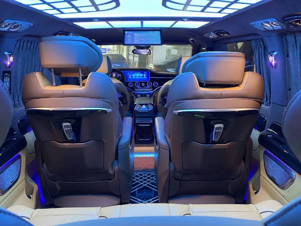 2021 Mercedes-Benz Vito 2.0T 211HP L4 9AT,autocango,china used car exporter,china ev exporter,chinese used car exporter,chinese used ev exporter