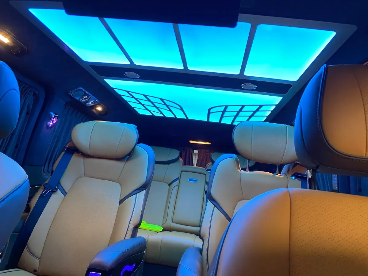 2021 Mercedes-Benz Vito 2.0T 211HP L4 9AT,autocango,china used car exporter,china ev exporter,chinese used car exporter,chinese used ev exporter