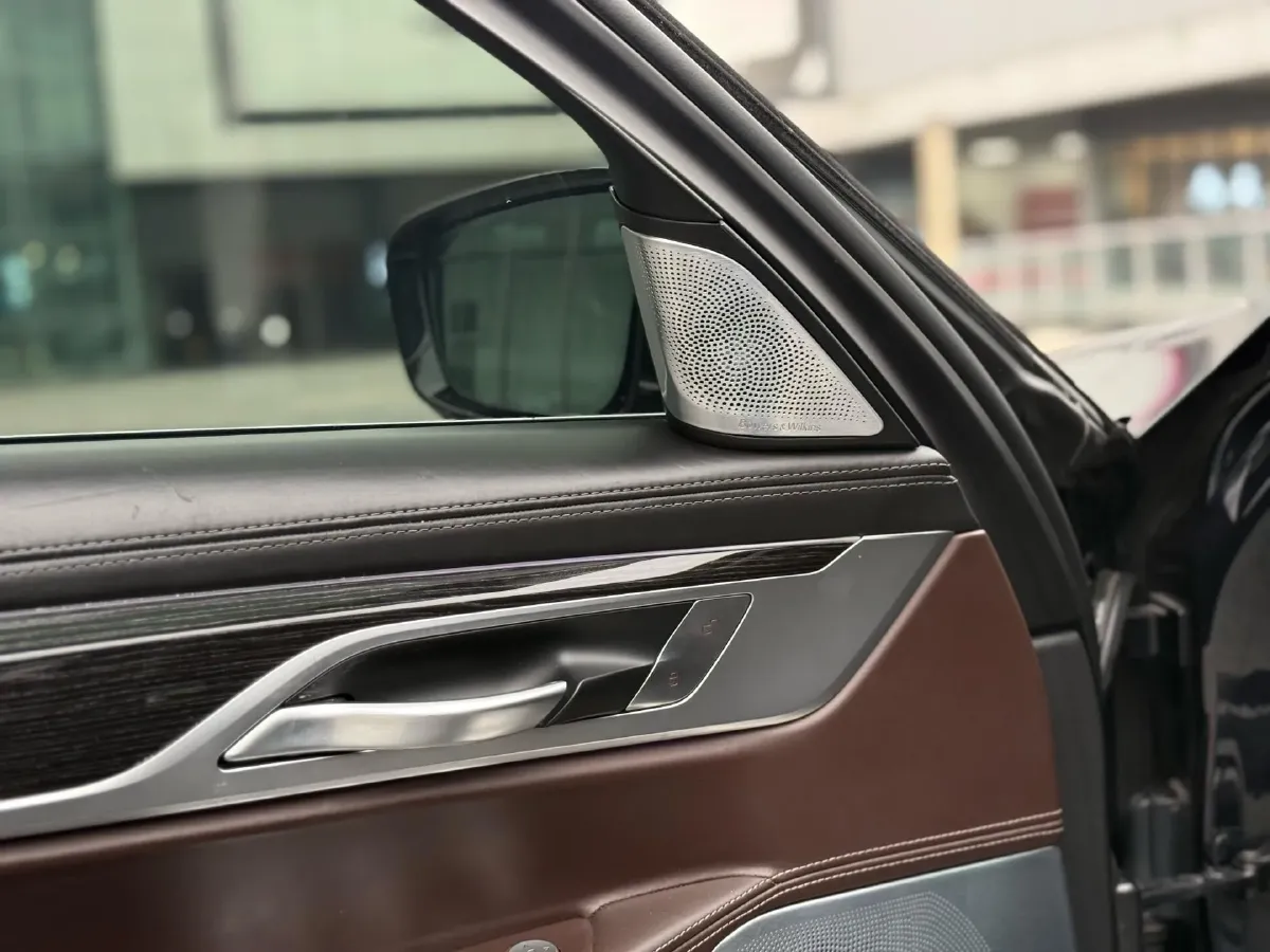 2019 BMW 7 Series 2.0T 265HP L4 8AT,autocango,china used car exporter,china ev exporter,chinese used car exporter,chinese used ev exporter