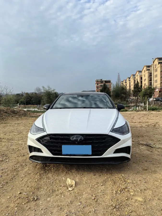 2022 Hyundai Sonata 2.0T 240HP L4 8AT,autocango,china used car exporter,china ev exporter,chinese used car exporter,chinese used ev exporter