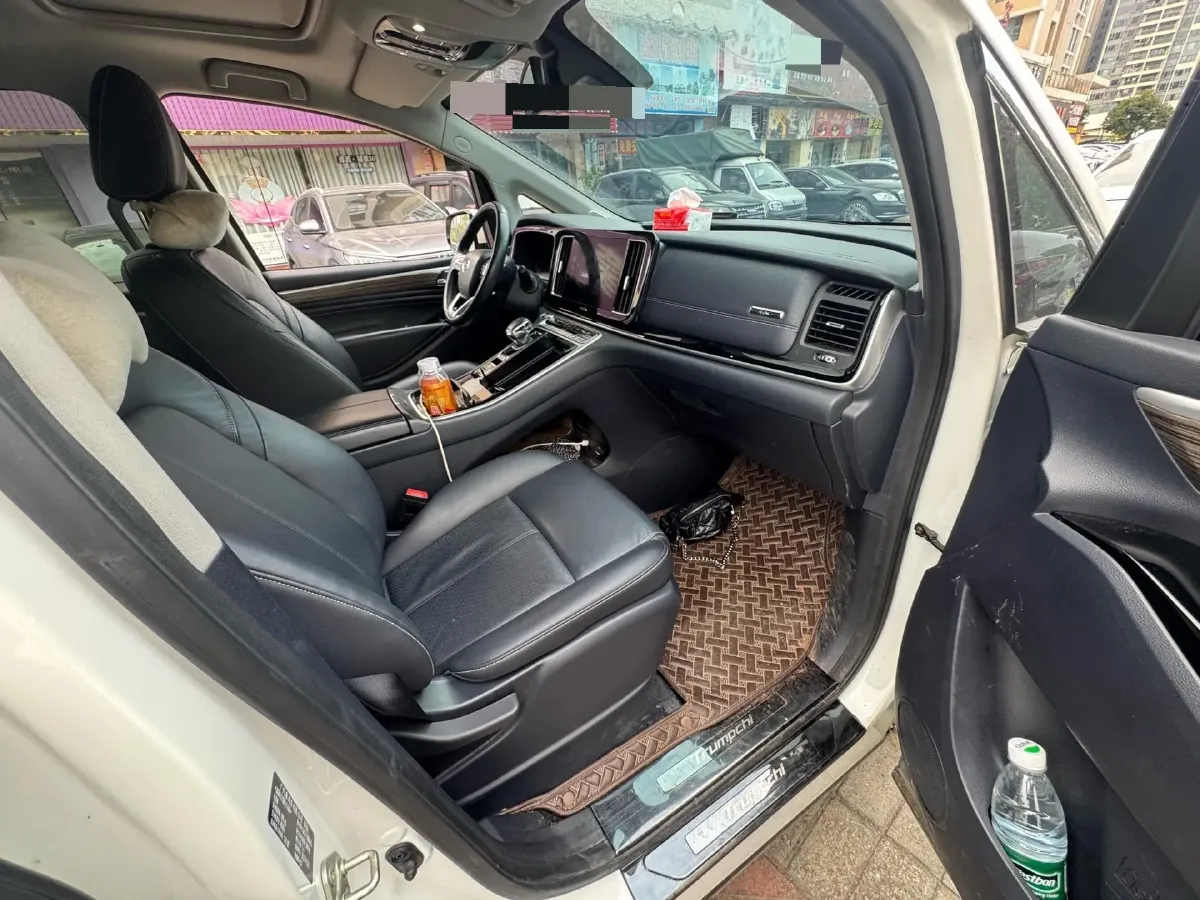 2021 GAC Trumpchi M8 2.0T 252HP L4 8AT,autocango,china used car exporter,china ev exporter,chinese used car exporter,chinese used ev exporter