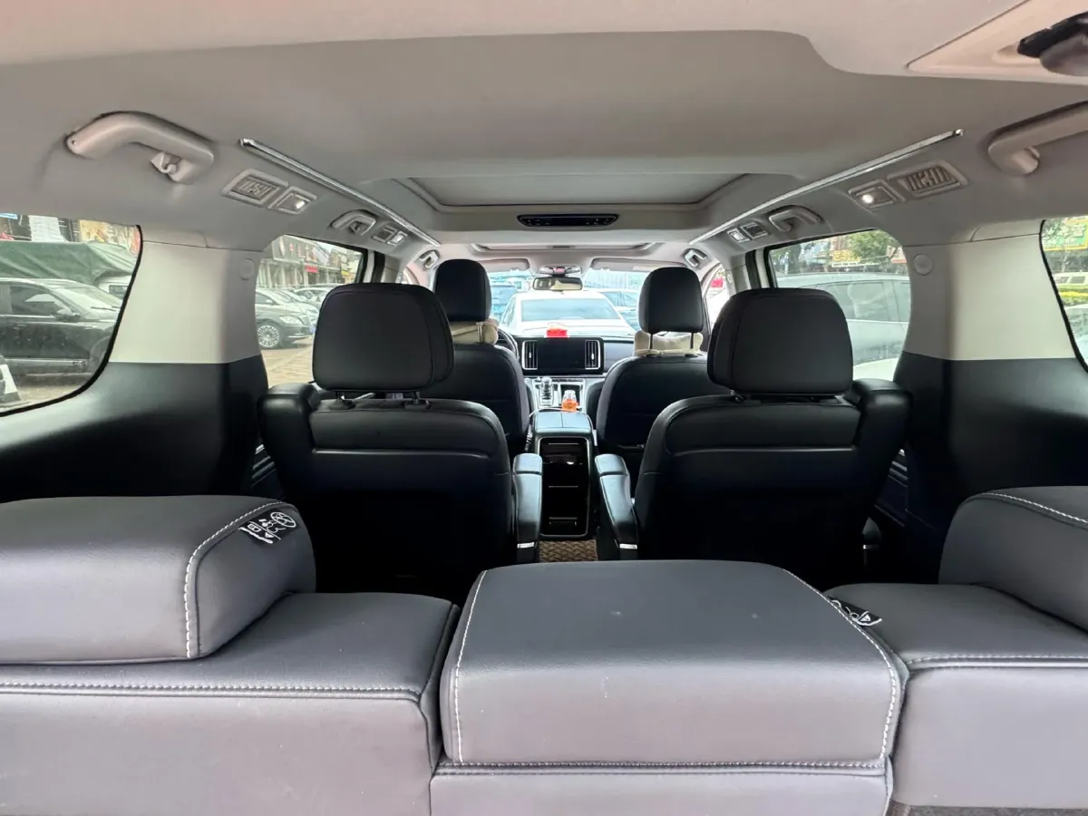 2021 GAC Trumpchi M8 2.0T 252HP L4 8AT,autocango,china used car exporter,china ev exporter,chinese used car exporter,chinese used ev exporter