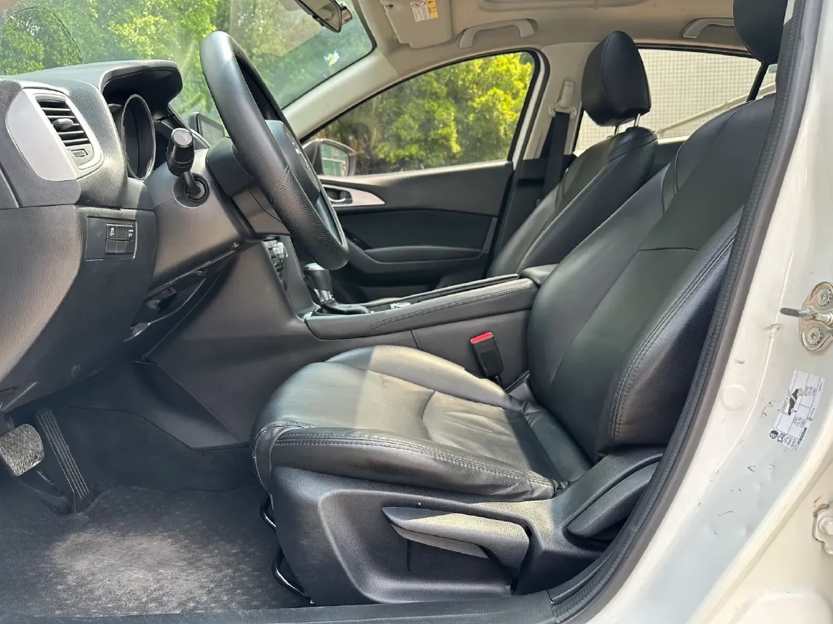 2017 Mazda 3 Axela 1.5L 117HP L4 6AT,autocango,china used car exporter,china ev exporter,chinese used car exporter,chinese used ev exporter