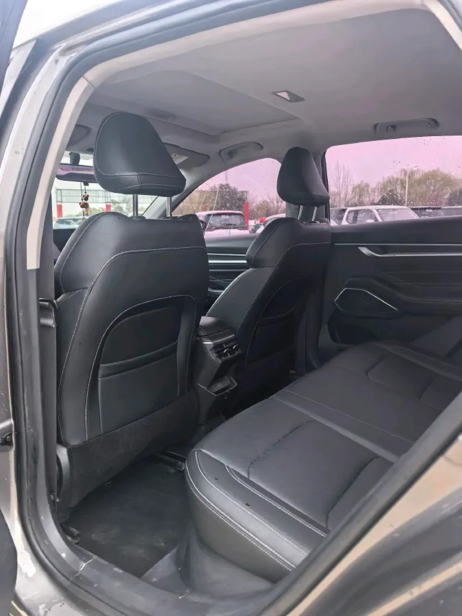 2022 Geely Emgrand 1.5L 114HP L4 CVT,autocango,china used car exporter,china ev exporter,chinese used car exporter,chinese used ev exporter