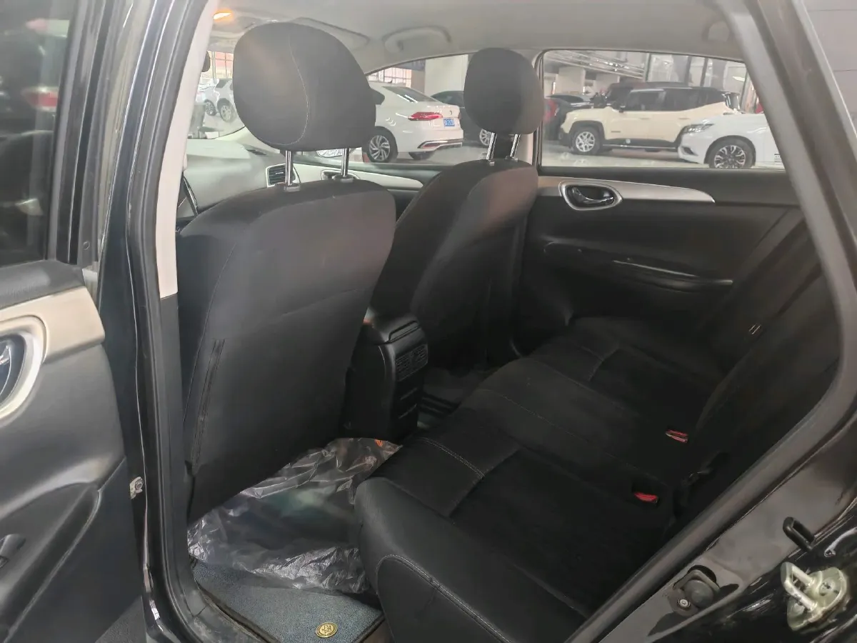 2021 Nissan Sylphy 1.6L 122HP L4 CVT,autocango,china used car exporter,china ev exporter,chinese used car exporter,chinese used ev exporter