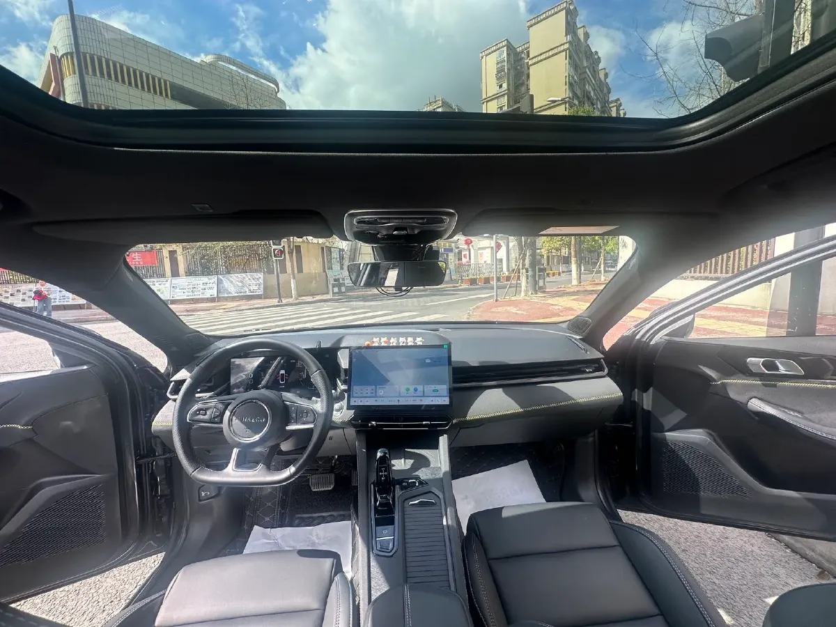 2023 LYNK&CO 03 2.0T 254HP L4 7DCT,autocango,china used car exporter,china ev exporter,chinese used car exporter,chinese used ev exporter