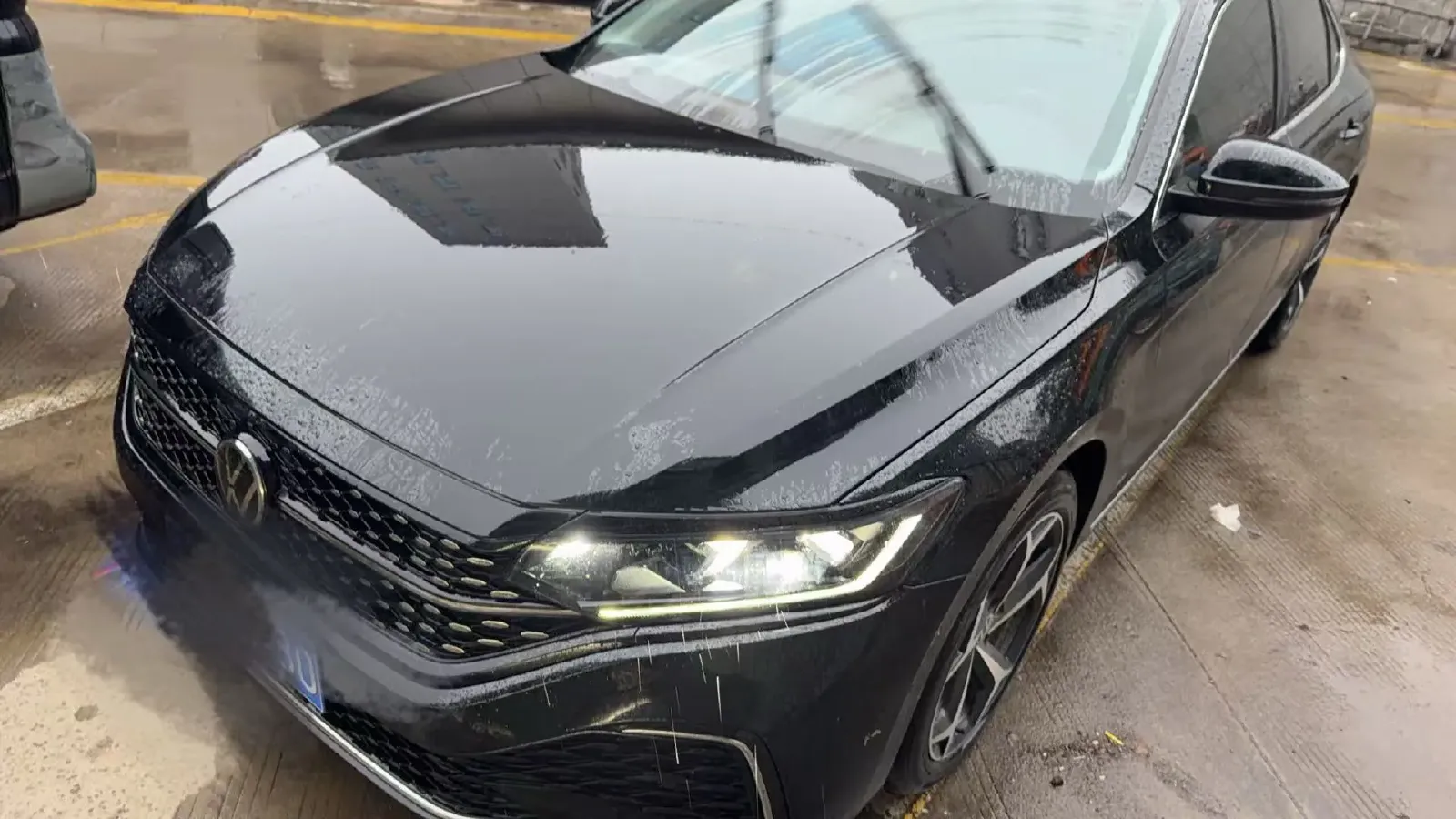 2025 Volkswagen Passat 2.0T 186HP L4 7DCT,autocango,china used car exporter,china ev exporter,chinese used car exporter,chinese used ev exporter