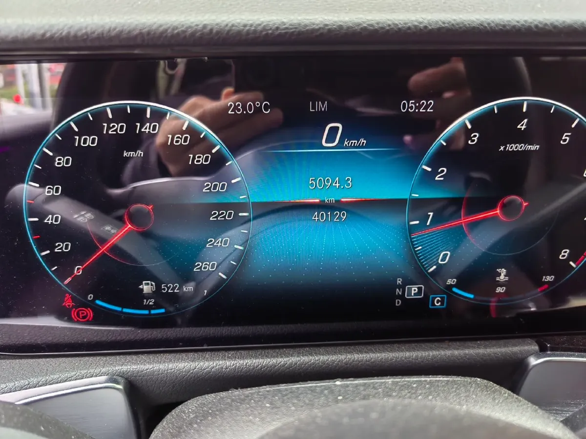 2021 Mercedes-Benz GLB Class 1.3T 163HP L4 7DCT,autocango,china used car exporter,china ev exporter,chinese used car exporter,chinese used ev exporter