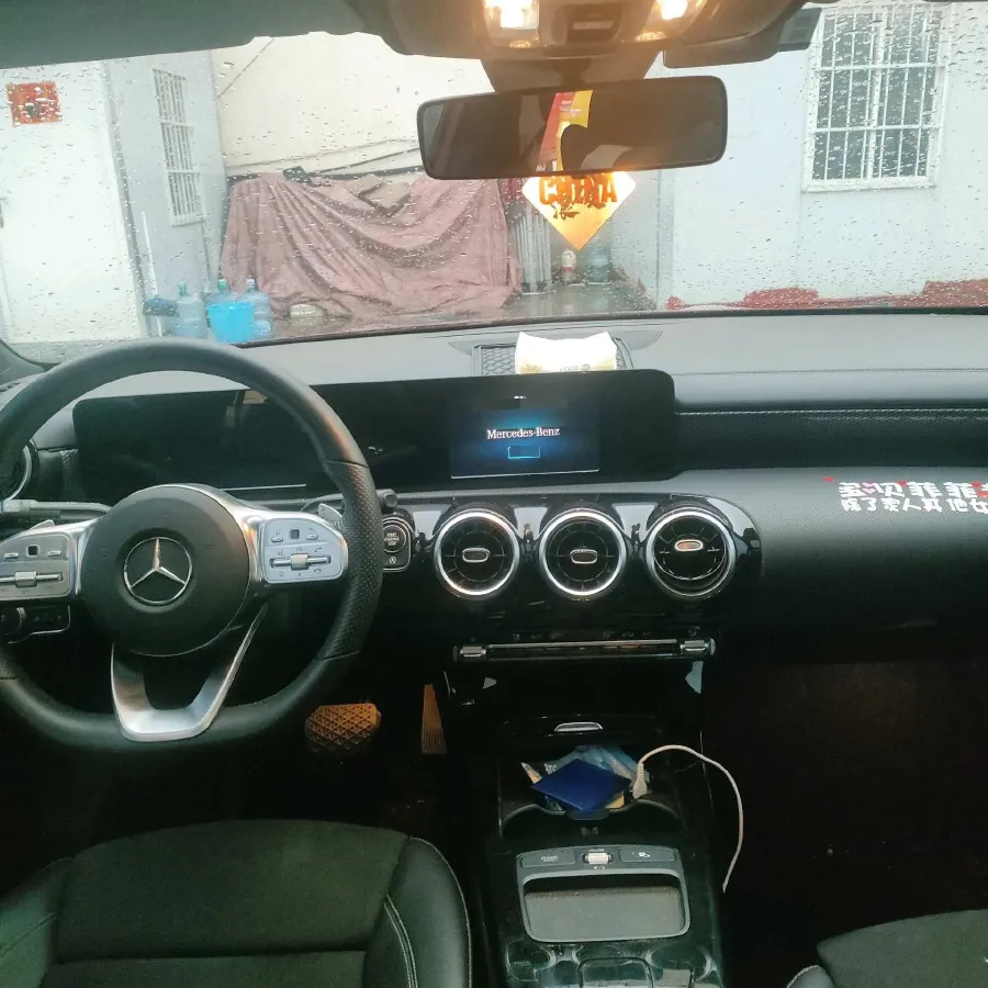 2020 Mercedes-Benz A Class 1.3T 136HP L4 7DCT,autocango,china used car exporter,china ev exporter,chinese used car exporter,chinese used ev exporter