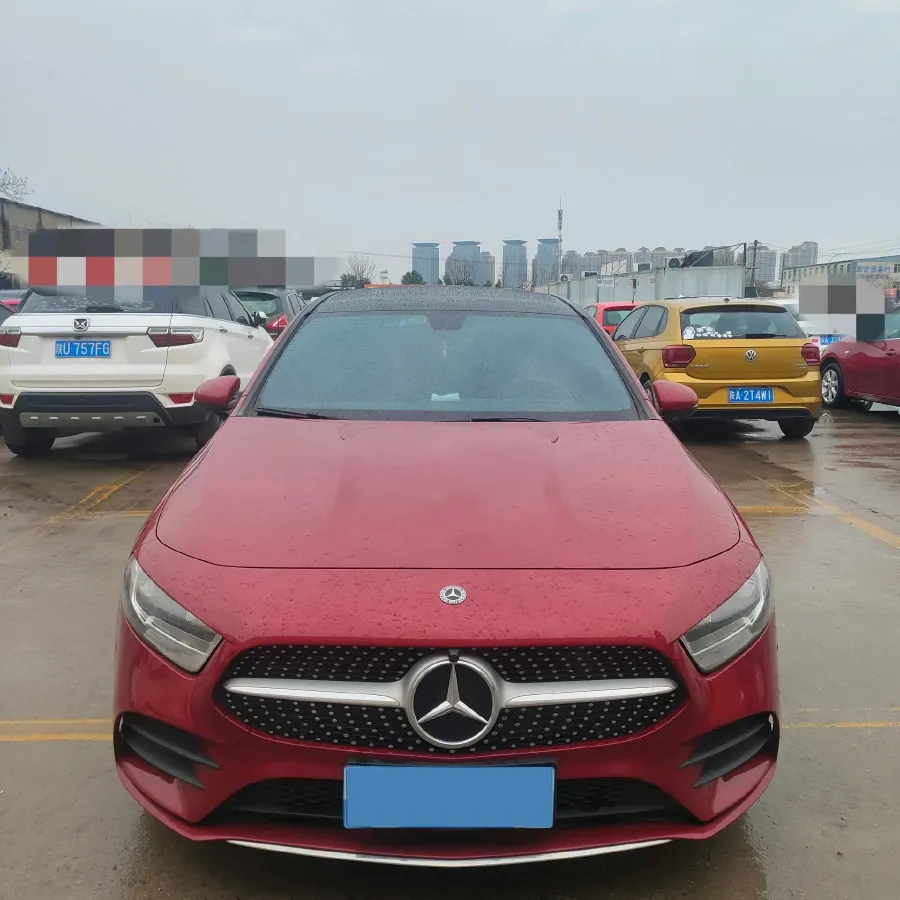 2020 Mercedes-Benz A Class 1.3T 136HP L4 7DCT,autocango,china used car exporter,china ev exporter,chinese used car exporter,chinese used ev exporter