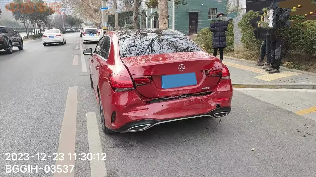 2020 Mercedes-Benz A Class 1.3T 136HP L4 7DCT,autocango,china used car exporter,china ev exporter,chinese used car exporter,chinese used ev exporter