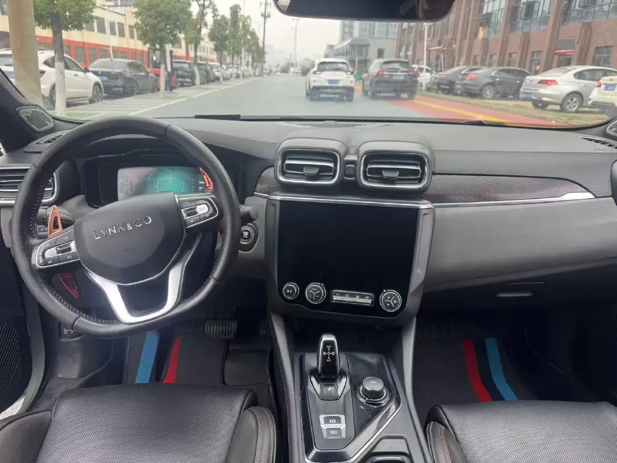 2019 LYNK&CO 03 2.0T 190HP L4 6AT,autocango,china used car exporter,china ev exporter,chinese used car exporter,chinese used ev exporter