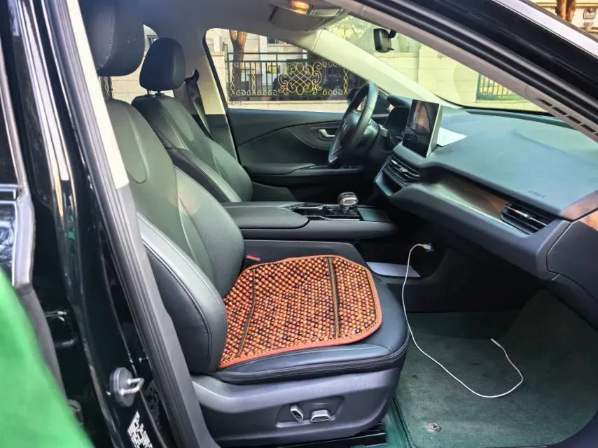 2023 HongQi E-QM5 BEV 82KWH,autocango,china used car exporter,china ev exporter,chinese used car exporter,chinese used ev exporter