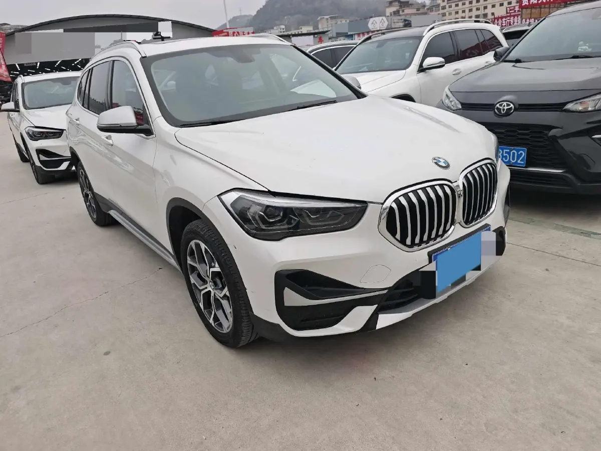 2022 BMW X1 1.5T 140HP L3 7DCT,autocango,china used car exporter,china ev exporter,chinese used car exporter,chinese used ev exporter