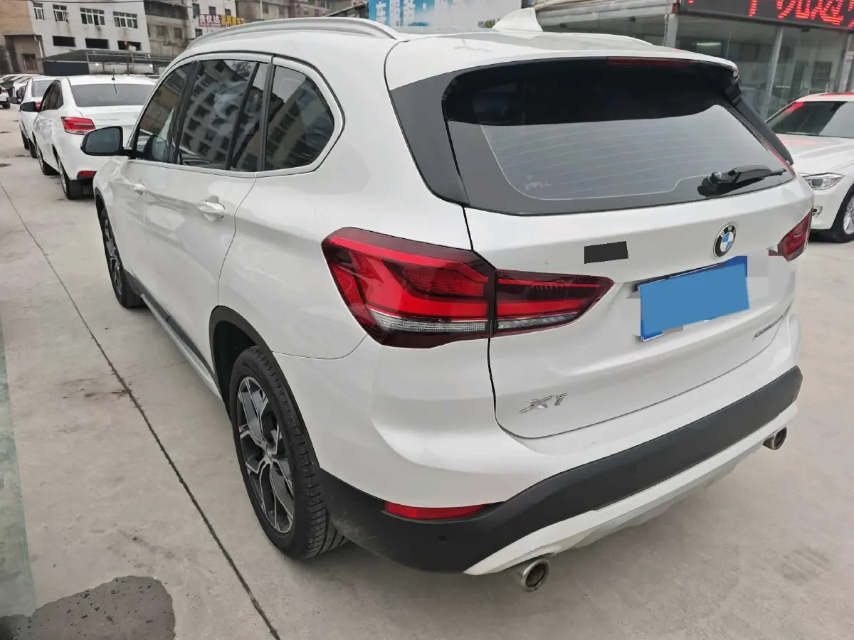 2022 BMW X1 1.5T 140HP L3 7DCT,autocango,china used car exporter,china ev exporter,chinese used car exporter,chinese used ev exporter