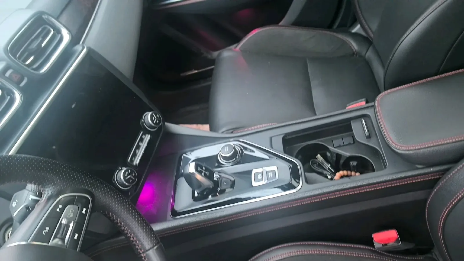 2019 LYNK&CO 01 2.0T 190HP L4 6AT,autocango,china used car exporter,china ev exporter,chinese used car exporter,chinese used ev exporter