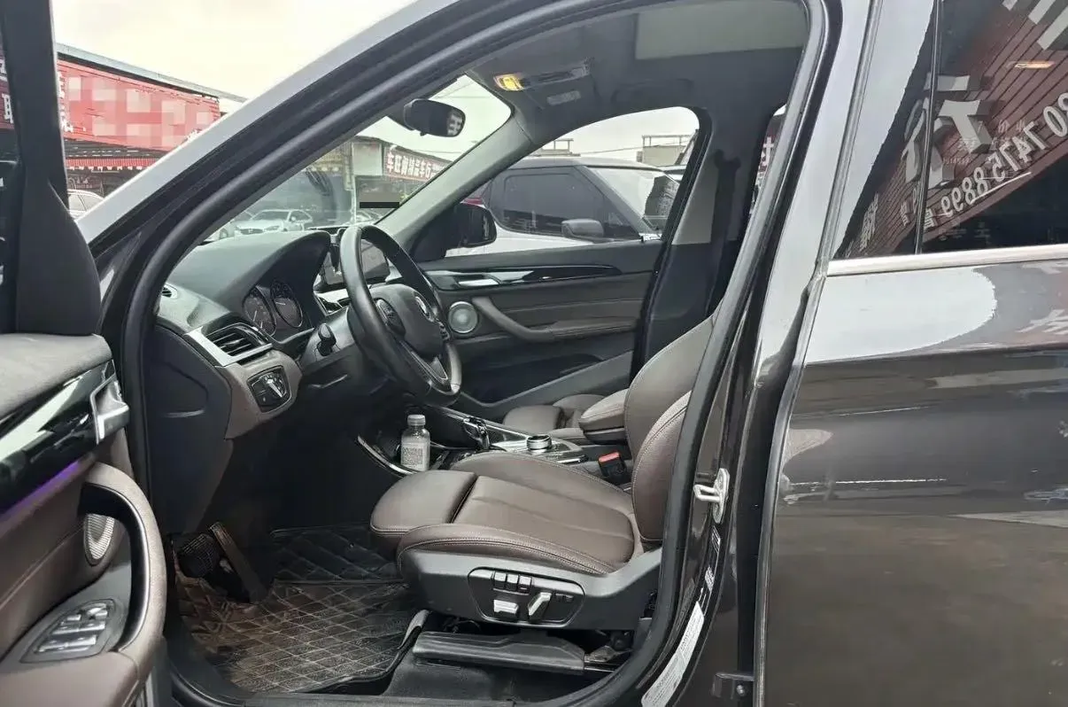 2022 BMW X1 1.5T 140HP L3 7DCT,autocango,china used car exporter,china ev exporter,chinese used car exporter,chinese used ev exporter