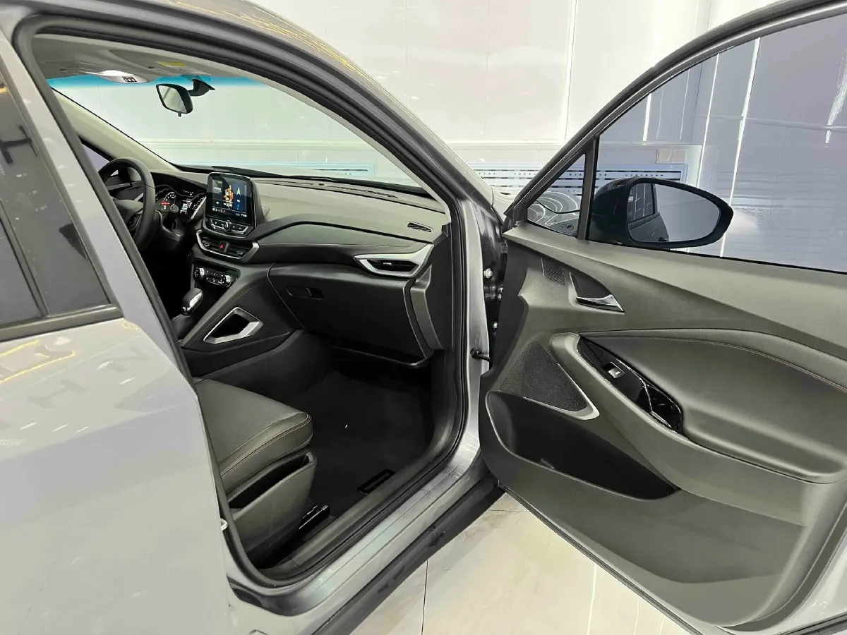 2020 Chevrolet Orlando 1.3T 163HP L3 6AT,autocango,china used car exporter,china ev exporter,chinese used car exporter,chinese used ev exporter