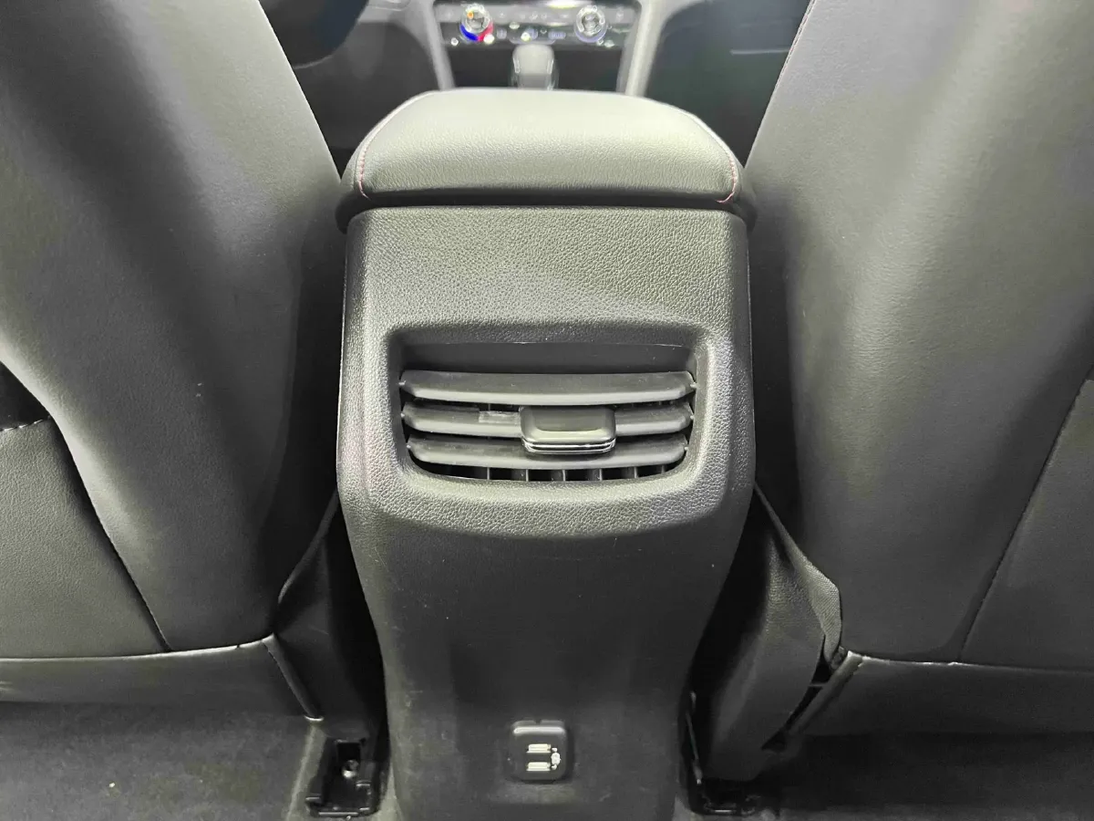 2020 Chevrolet Orlando 1.3T 163HP L3 6AT,autocango,china used car exporter,china ev exporter,chinese used car exporter,chinese used ev exporter