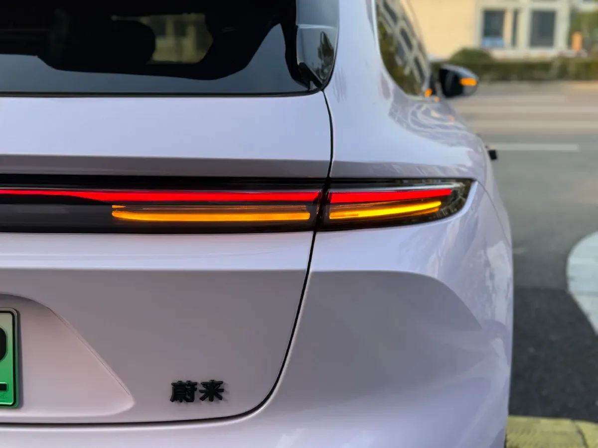 2024 NIO ET5T BEV 75KWH,autocango,china used car exporter,china ev exporter,chinese used car exporter,chinese used ev exporter