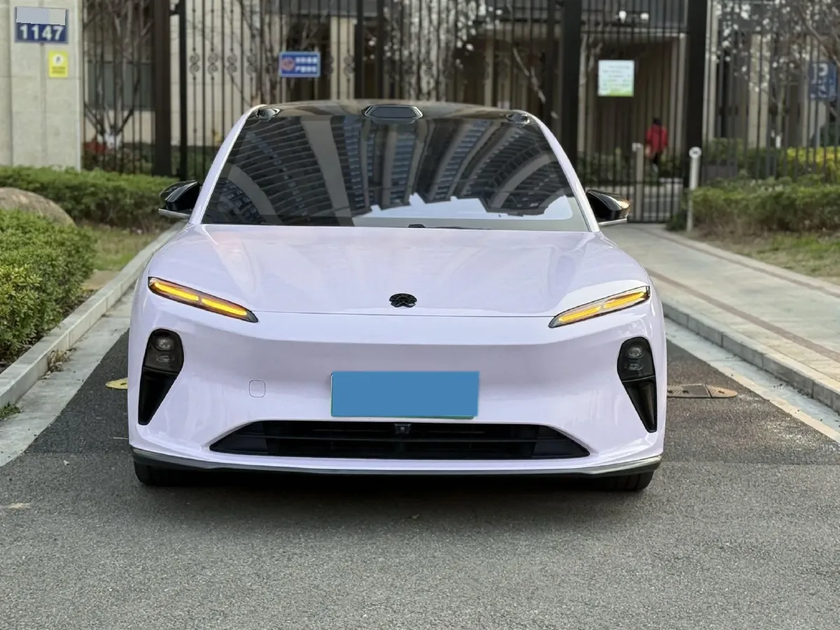 2024 NIO ET5T BEV 75KWH,autocango,china used car exporter,china ev exporter,chinese used car exporter,chinese used ev exporter