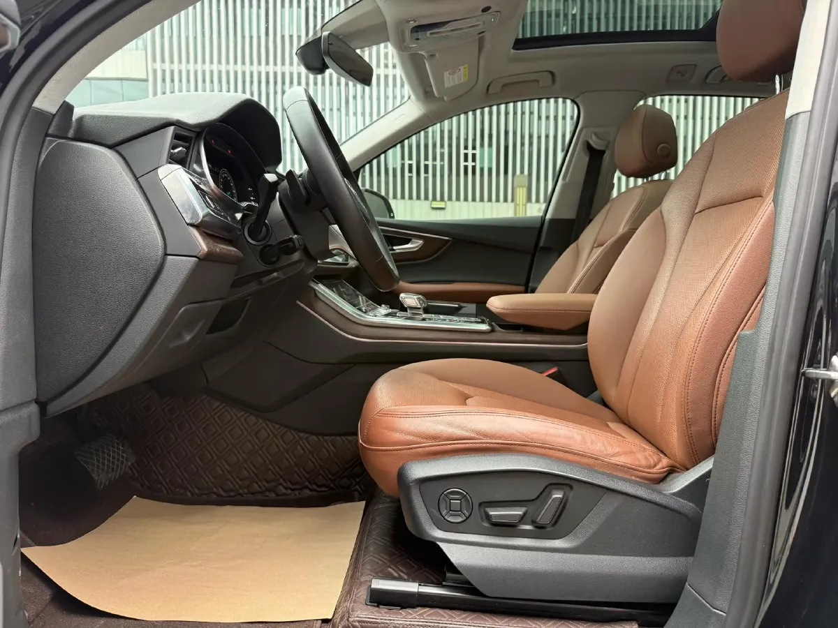 2021 Audi Q7 3.0T 340HP V6 8AT,autocango,china used car exporter,china ev exporter,chinese used car exporter,chinese used ev exporter