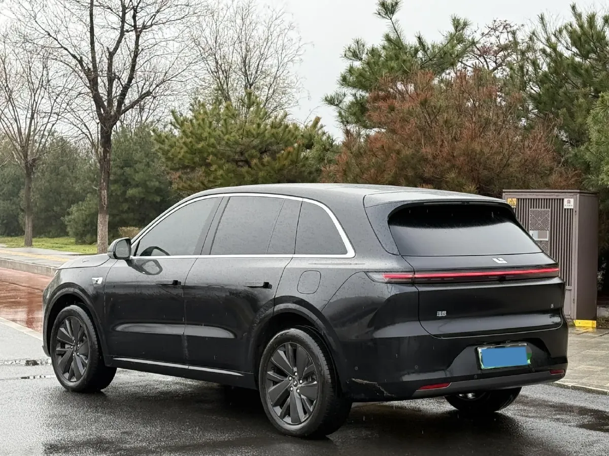 2025 Li L6 Range Extended 154HP L4 REEV,autocango,china used car exporter,china ev exporter,chinese used car exporter,chinese used ev exporter
