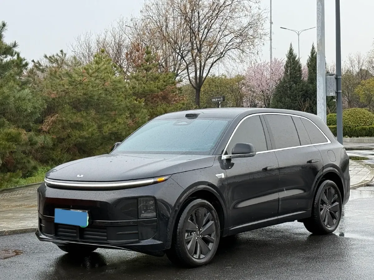 2025 Li L6 Range Extended 154HP L4 REEV,autocango,china used car exporter,china ev exporter,chinese used car exporter,chinese used ev exporter