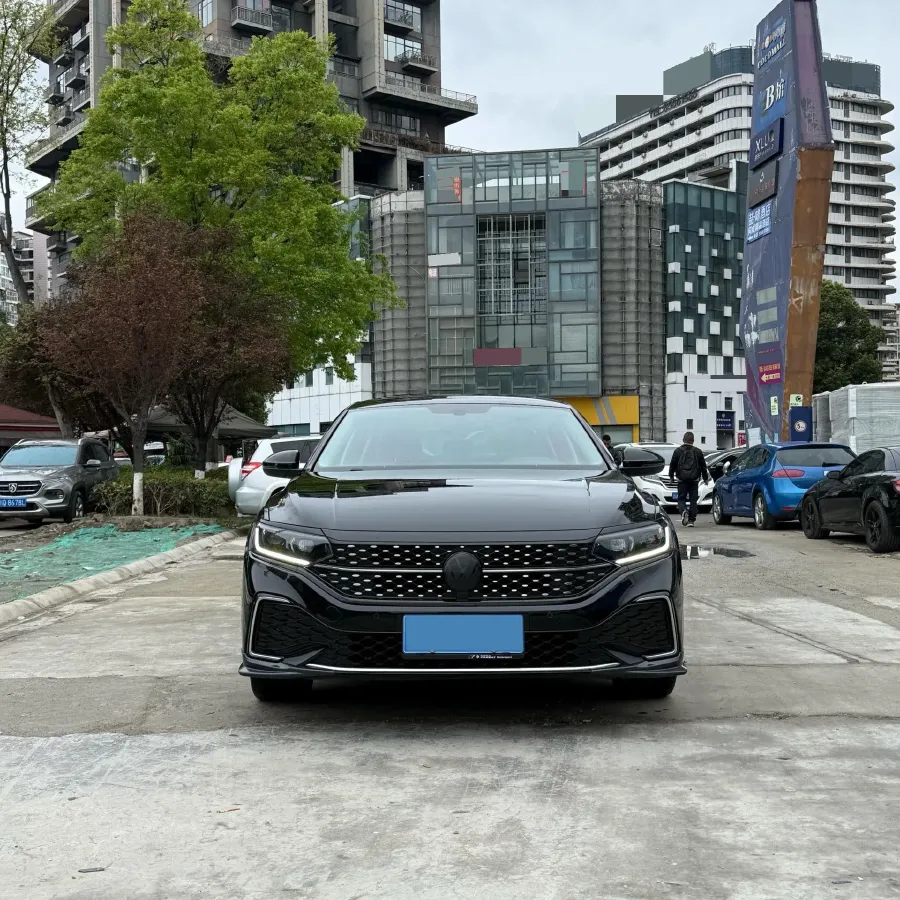 2023 Volkswagen Passat 2.0T 186HP L4 7DCT,autocango,china used car exporter,china ev exporter,chinese used car exporter,chinese used ev exporter