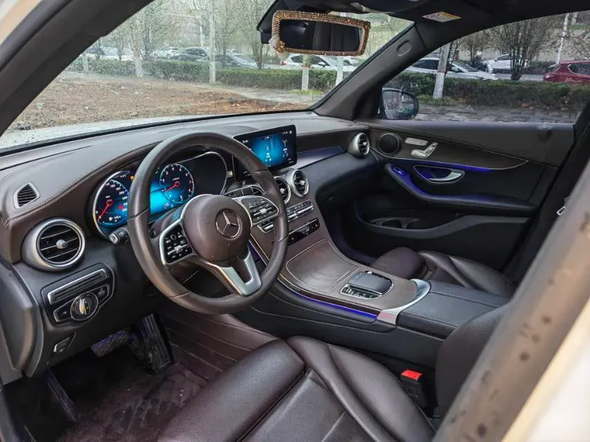 2022 Mercedes-Benz GLC Class 2.0T 258HP L4 9AT,autocango,china used car exporter,china ev exporter,chinese used car exporter,chinese used ev exporter