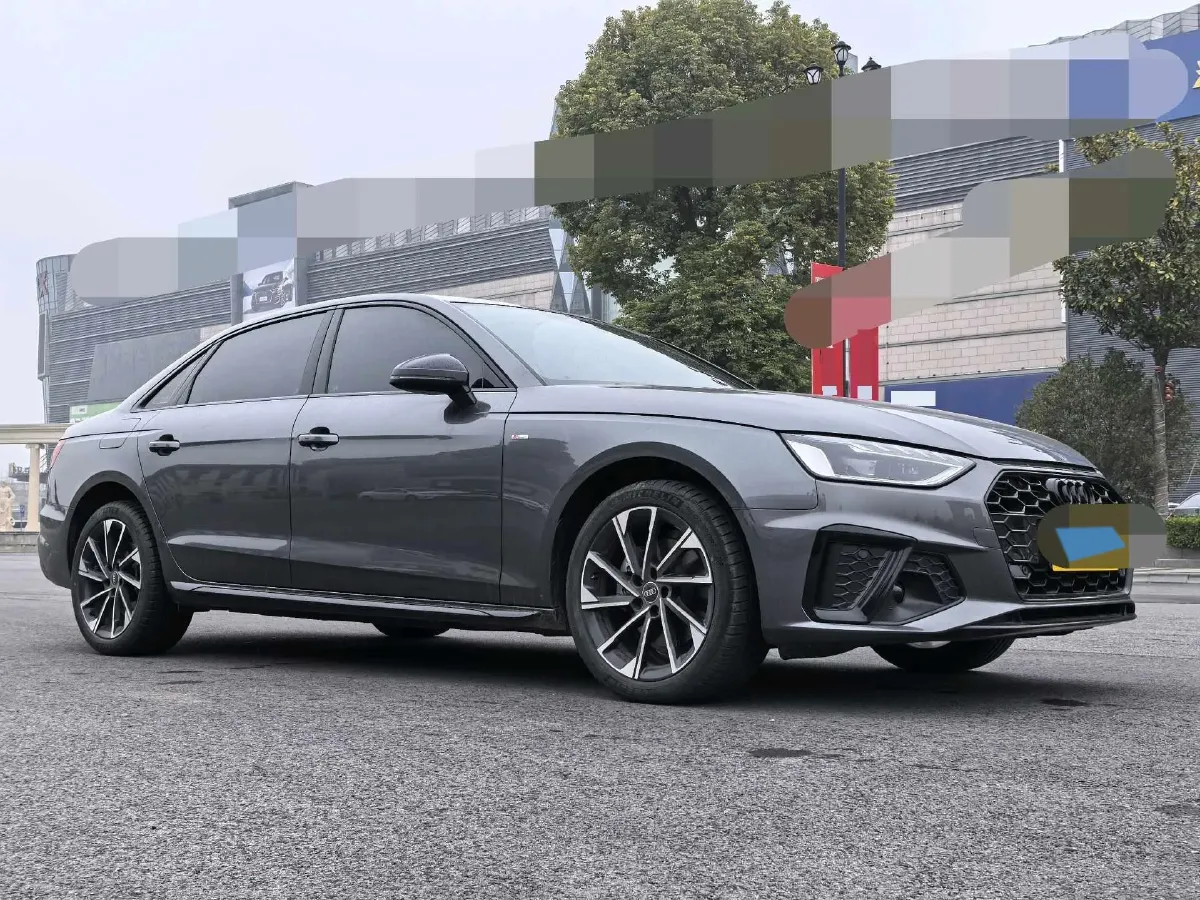 2023 Audi A4L 2.0T 190HP L4 7DCT,autocango,china used car exporter,china ev exporter,chinese used car exporter,chinese used ev exporter