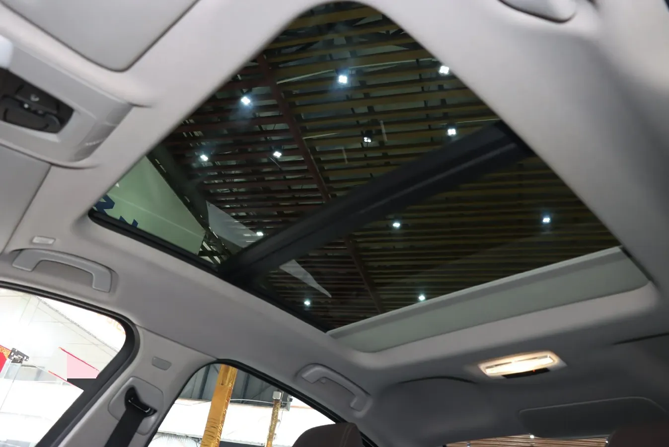 2020 BMW 1 Series 1.5T 140HP L3 7DCT,autocango,china used car exporter,china ev exporter,chinese used car exporter,chinese used ev exporter