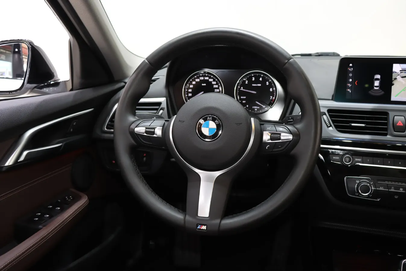 2020 BMW 1 Series 1.5T 140HP L3 7DCT,autocango,china used car exporter,china ev exporter,chinese used car exporter,chinese used ev exporter