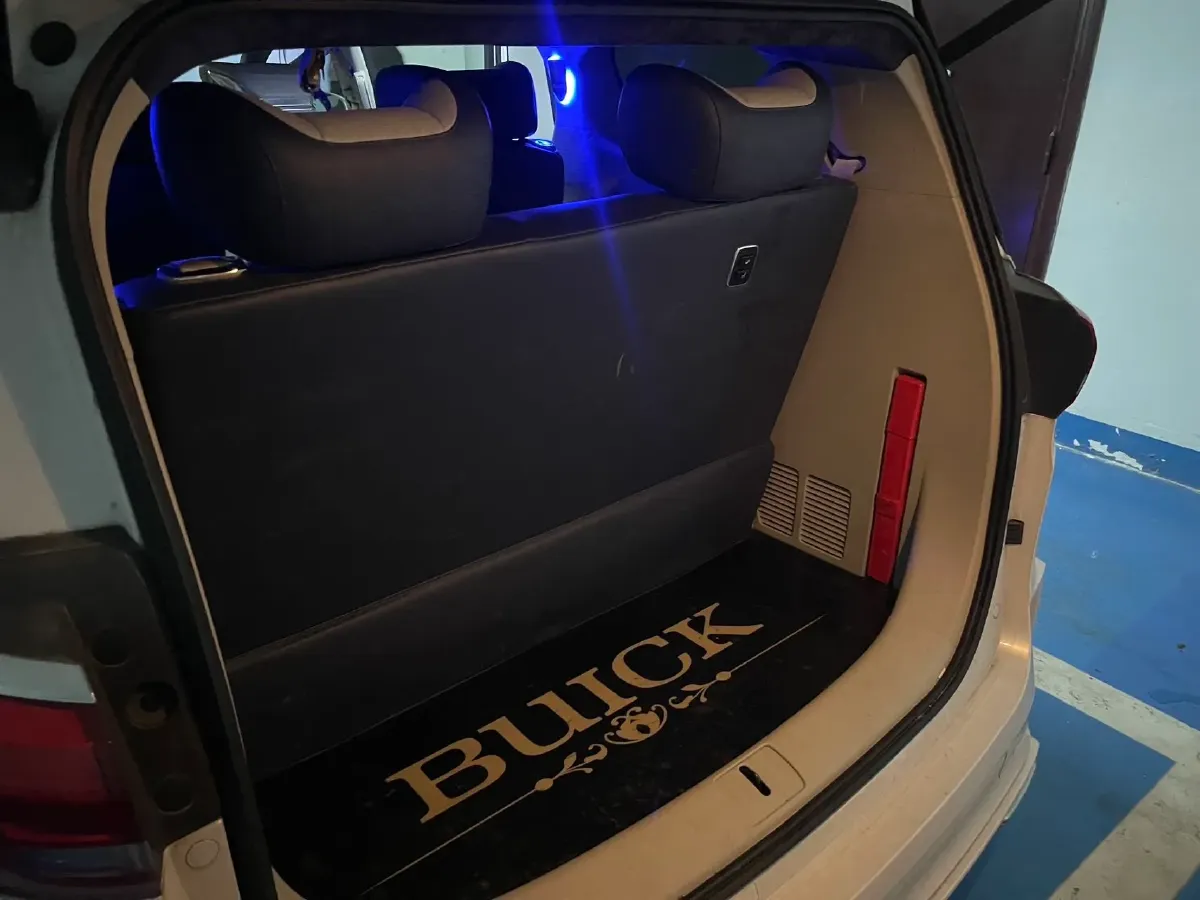 2018 Buick GL8 2.0T 260HP L4 6AT,autocango,china used car exporter,china ev exporter,chinese used car exporter,chinese used ev exporter