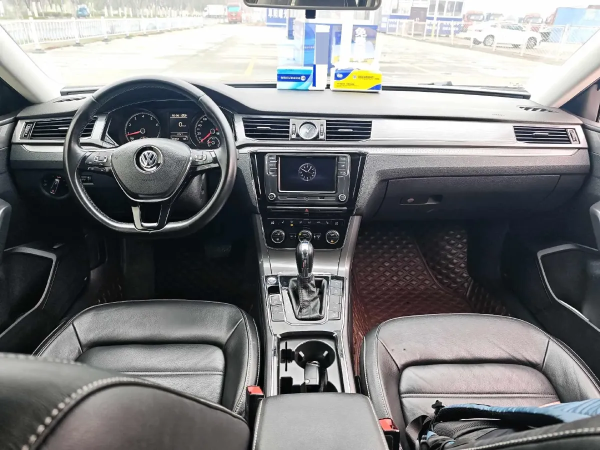 2017 Volkswagen Passat 1.8T 180HP L4 7DCT,autocango,china used car exporter,china ev exporter,chinese used car exporter,chinese used ev exporter