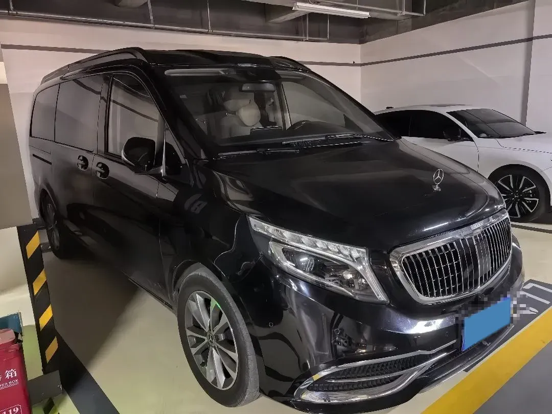 2021 Mercedes-Benz V Class 2.0T 211HP L4 9AT,autocango,china used car exporter,china ev exporter,chinese used car exporter,chinese used ev exporter