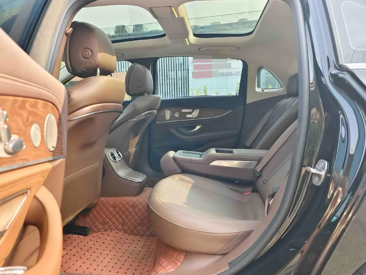 2022 Mercedes-Benz E Class 2.0T 258HP L4 9AT,autocango,china used car exporter,china ev exporter,chinese used car exporter,chinese used ev exporter