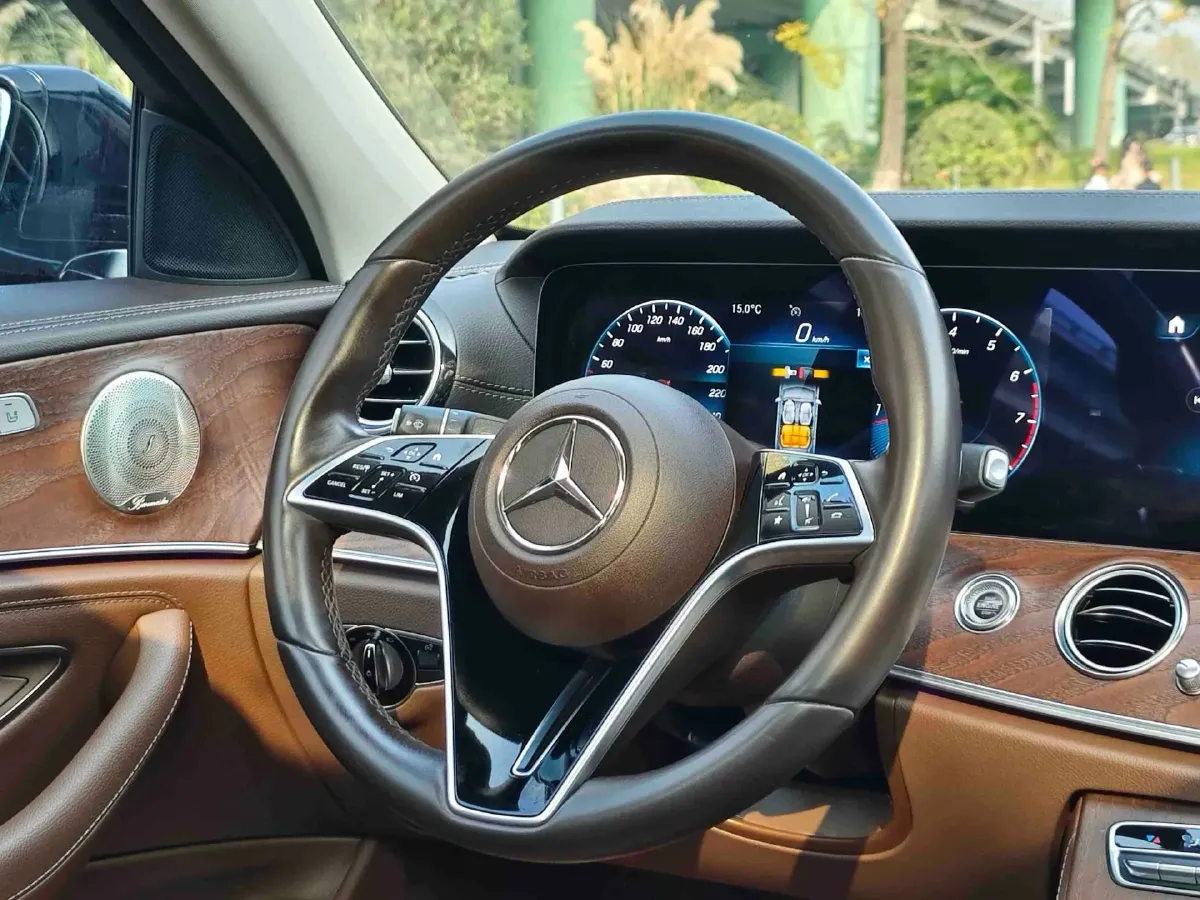 2022 Mercedes-Benz E Class 2.0T 258HP L4 9AT,autocango,china used car exporter,china ev exporter,chinese used car exporter,chinese used ev exporter