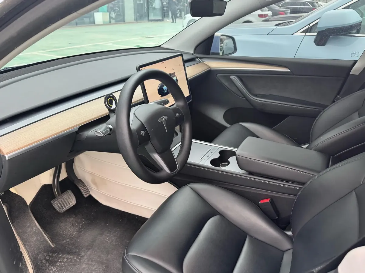 2022 BMW 3 Series 2.0T 184HP L4 8AT,autocango,china used car exporter,china ev exporter,chinese used car exporter,chinese used ev exporter