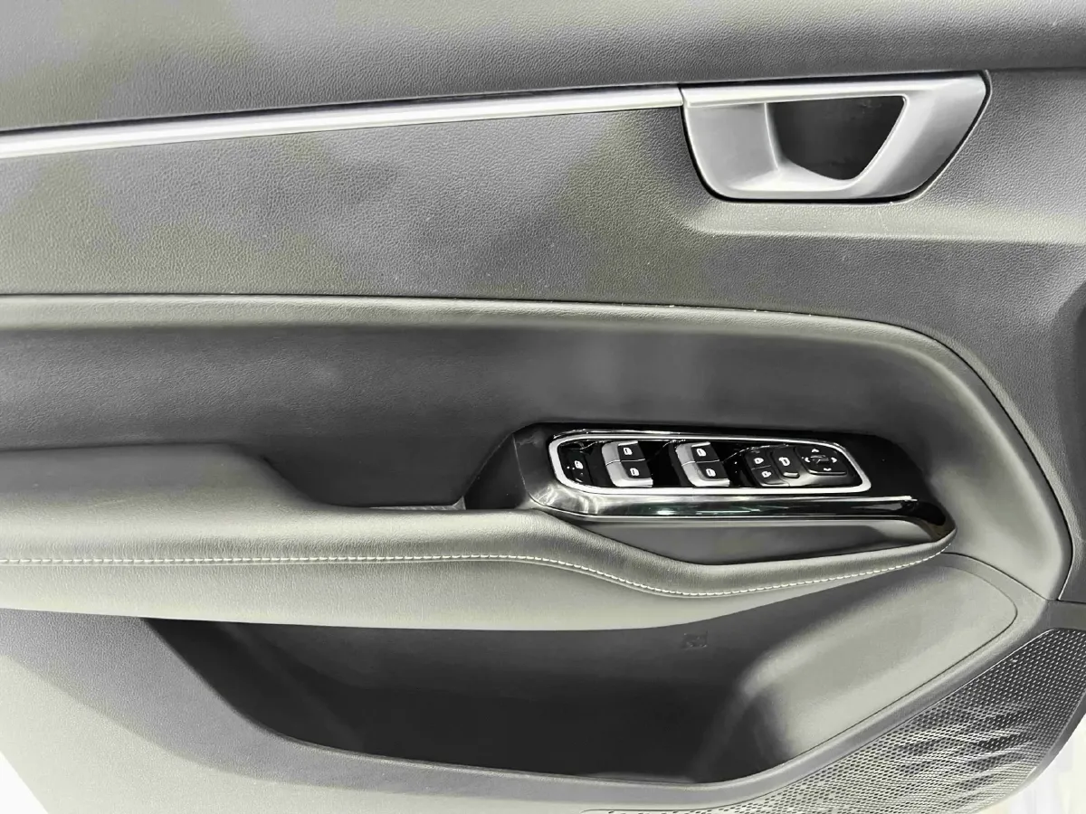 2020 WuLing KaiJie 1.5T 147HP L4 CVT,autocango,china used car exporter,china ev exporter,chinese used car exporter,chinese used ev exporter